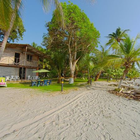 Las Cabanas De Mario Necoclí エクステリア 写真